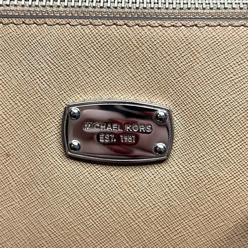 MICHAEL MICHAEL KORS Veronica Medium Saffiano Leather Dome Satchel